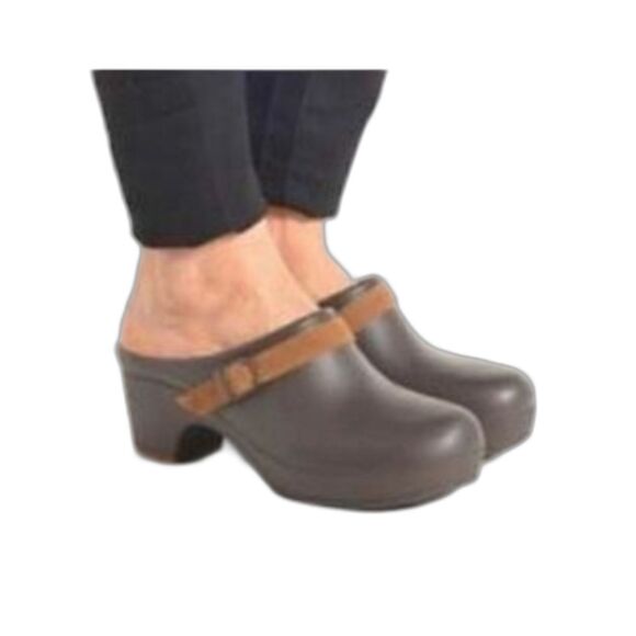 CROCS Women's Sarah Belted Clogs Brown Tan Suede Leather Strap Style 203631 Sz 8 - Picture 9 of 10